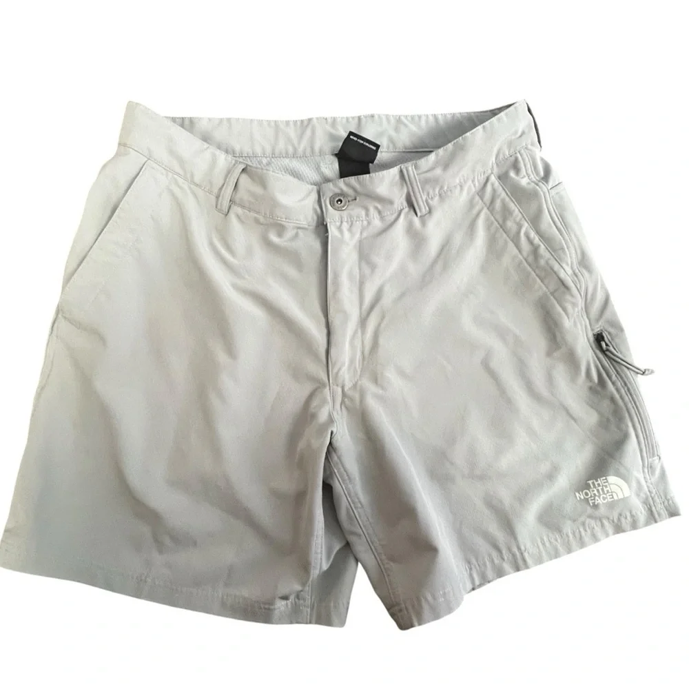 The North Face Men's Light Gray Athletic Shorts